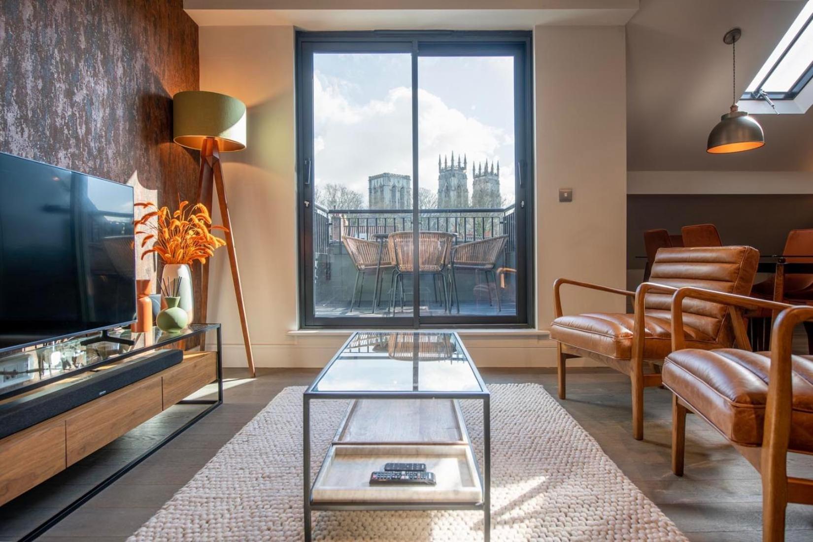 The Quadrant - The Garret Apartment York Bagian luar foto